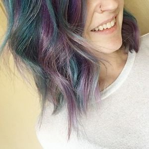 Meet your Posher, Monique